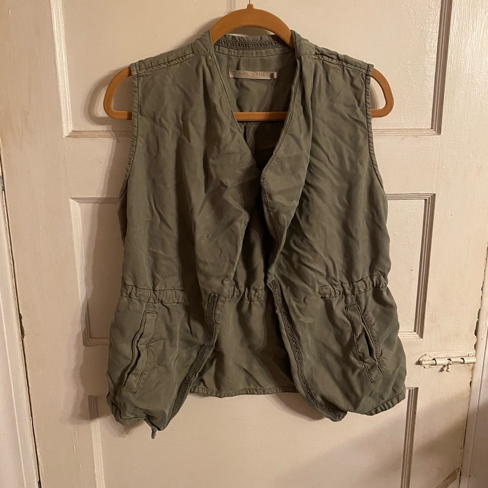 Max Jeans Lightweight Army Green Sleeveless Military Utility Vest Jacket.